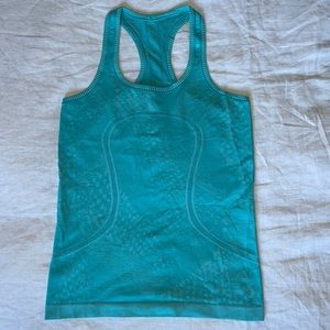 LuluLemon Swiftly Tech Tank